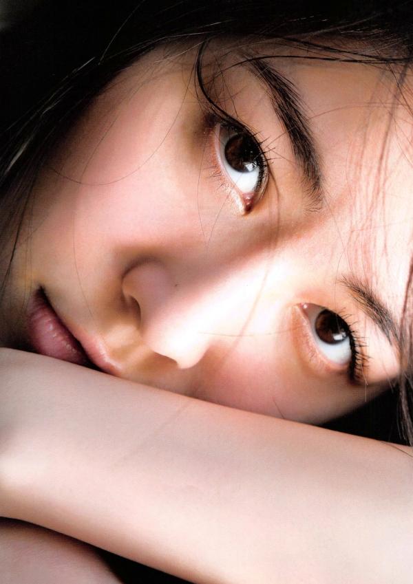 松井珠理奈 松井珠理奈  松井珠理奈《Jurina》清新活力写真，展现青春灵动魅力与街头时尚穿搭，百变风格尽显偶像气质第53张图片