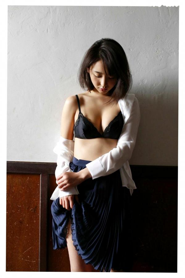 おのののか 小野乃乃香  PB写真集_小野乃乃香 Ono Nonoka《艶めくＥカップボディ》性感私房系列，精致内衣尽显诱惑魅力与完美曲线第5张图片