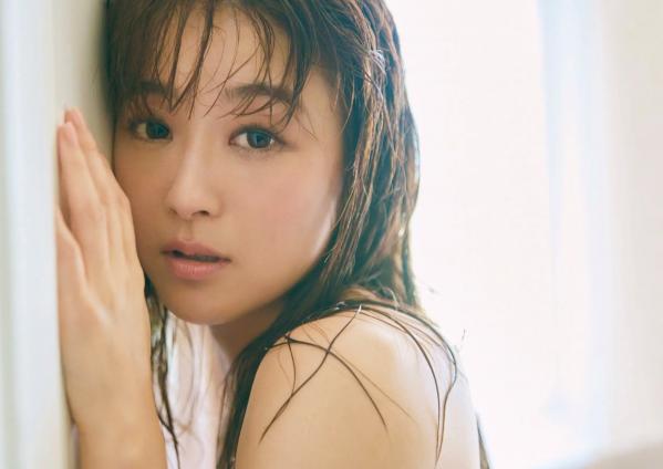 鈴木奈々 铃木奈奈  鈴木奈々 - Vivace第25张图片