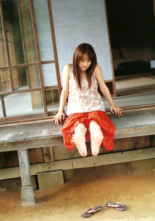 高橋愛 高桥爱  PB写真集_高橋愛《愛ごころ Ai Gokoro》海滩比基尼清纯治愈系日系写真 [88P]第21张图片