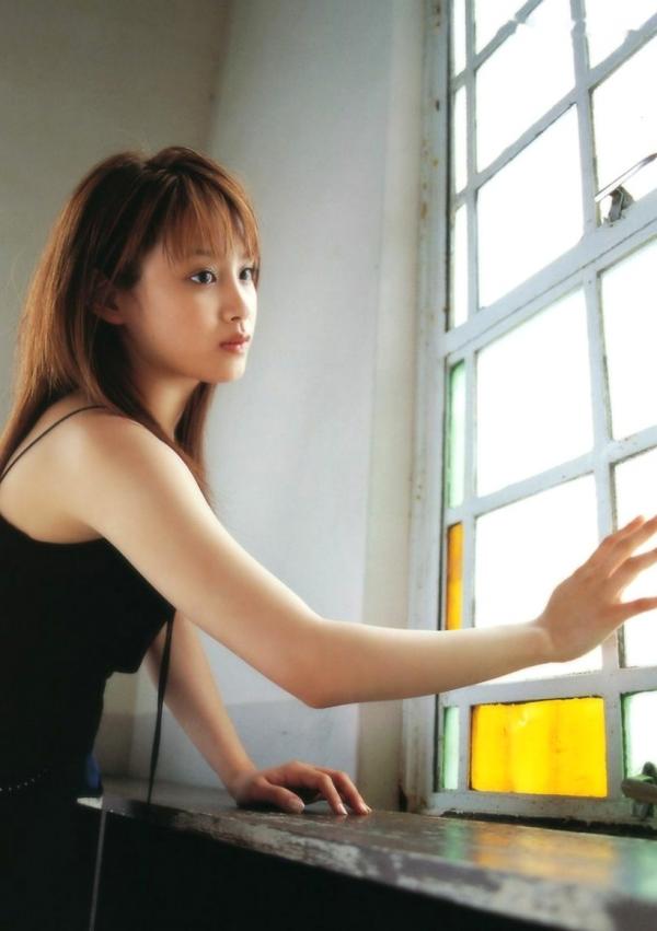 高橋愛 高桥爱  PB写真集_高橋愛《愛ごころ Ai Gokoro》海滩比基尼清纯治愈系日系写真 [88P]第36张图片