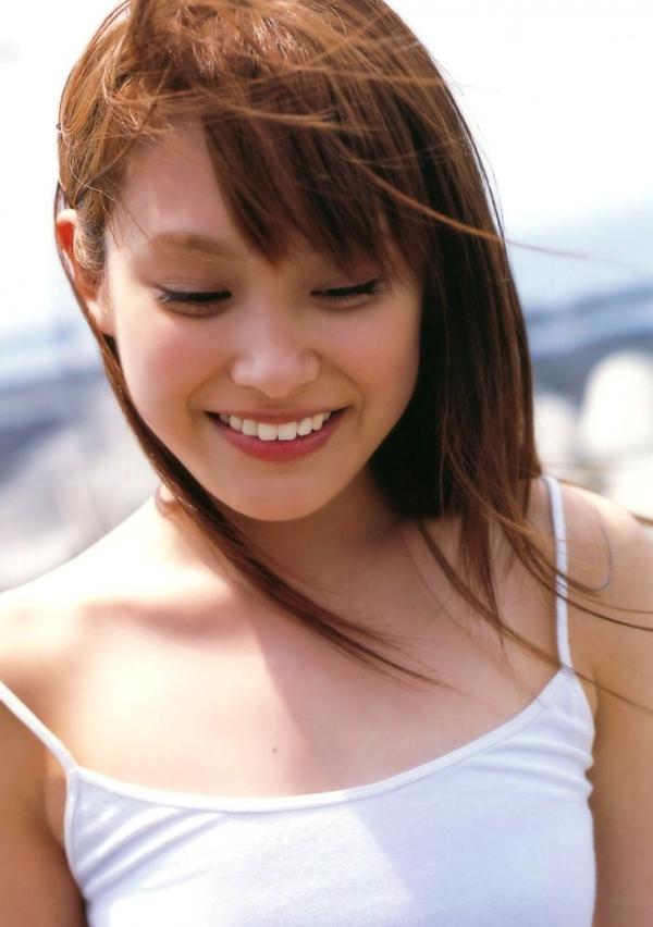 高橋愛 高桥爱  PB写真集_高橋愛《愛ごころ Ai Gokoro》海滩比基尼清纯治愈系日系写真 [88P]第77张图片