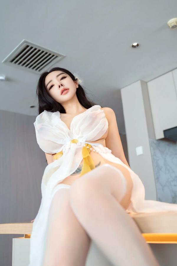 潘娇娇 潘娇娇  潘娇娇 - 七夕情人节私房大尺度写真，清透诱惑，厨房居家风，极致美腿修长撩人[90P]第45张图片