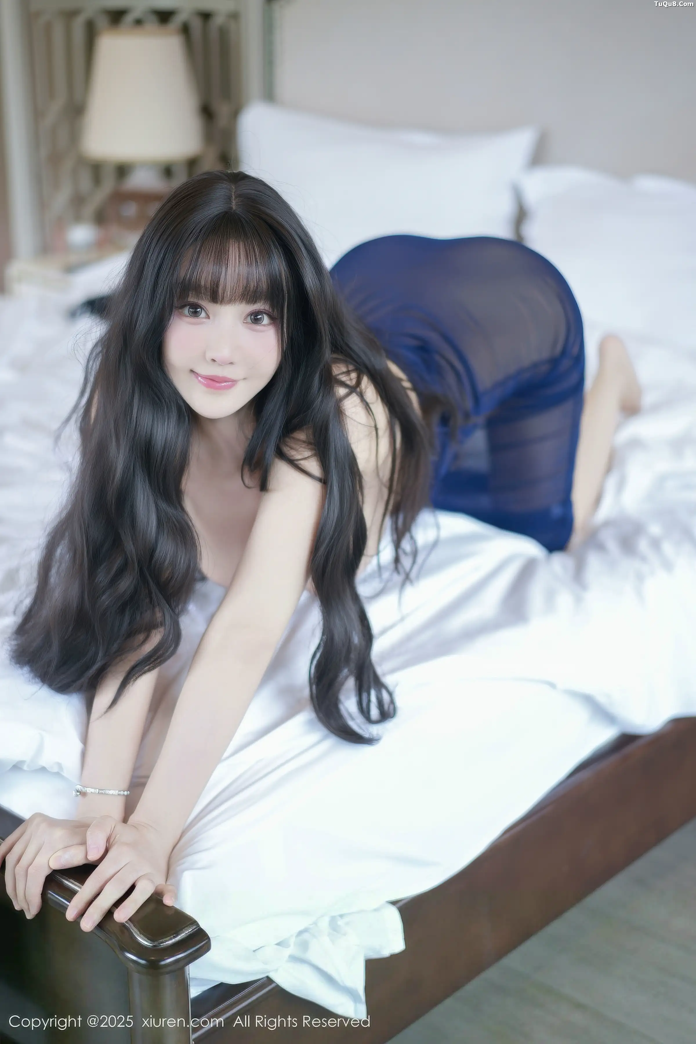 朱可 barbie可儿 [XiuRen]高清写真图 2025.11.21 No.11017 朱可儿Flora 黑色皮服第51张图片