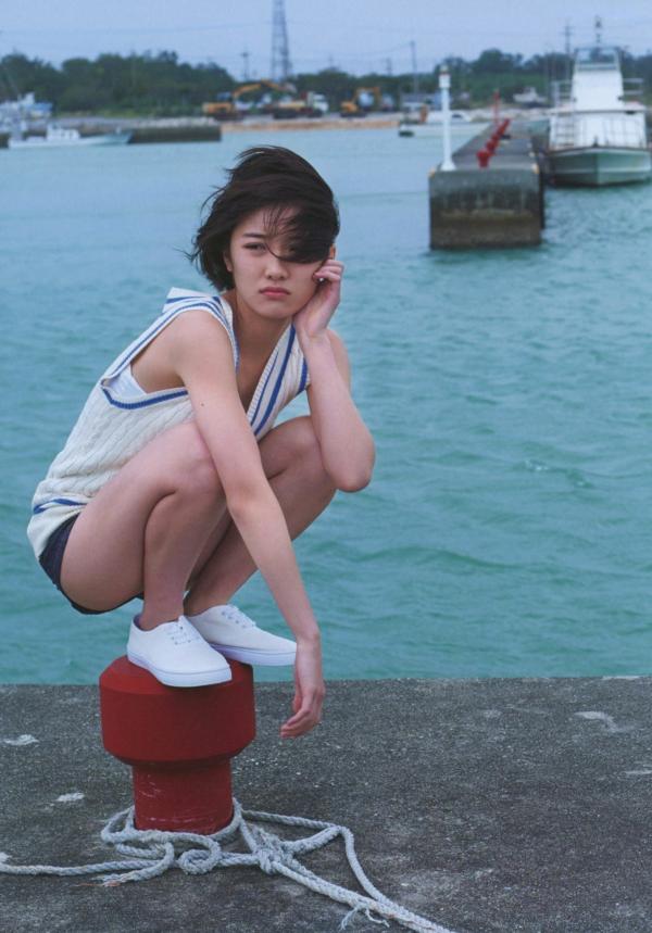 工藤遥   PB写真集_工藤遥《ハルカゼ》：海滩泳池比基尼与冰雪冬日私房照 [101P]第32张图片