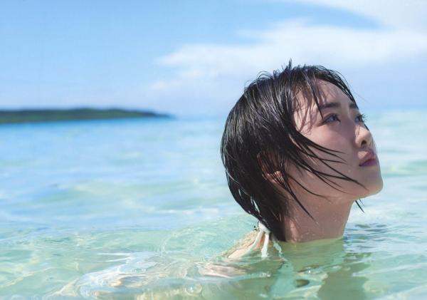 工藤遥   PB写真集_工藤遥《ハルカゼ》：海滩泳池比基尼与冰雪冬日私房照 [101P]第67张图片