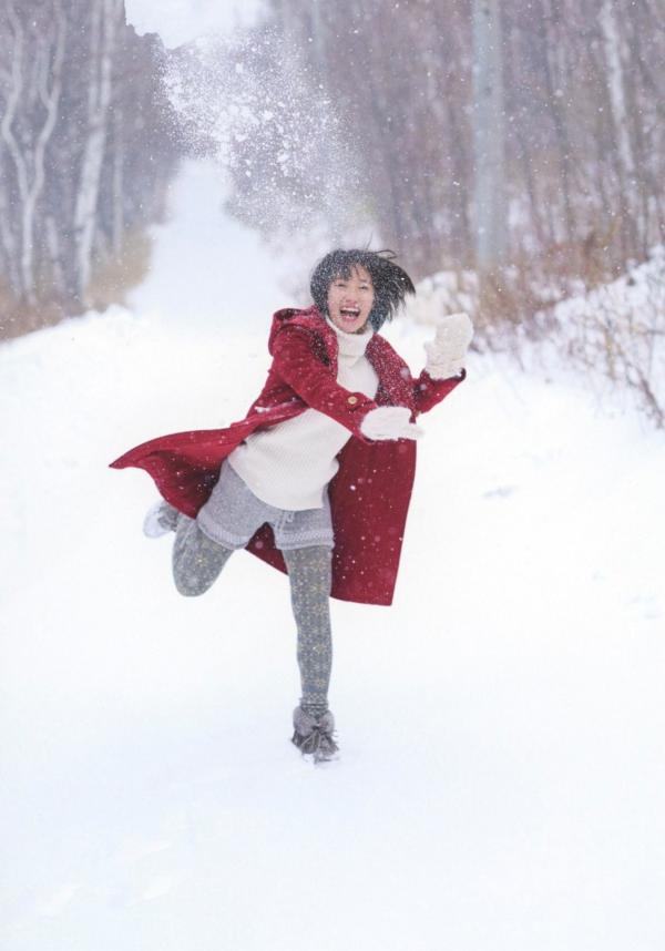 工藤遥   PB写真集_工藤遥《ハルカゼ》：海滩泳池比基尼与冰雪冬日私房照 [101P]第82张图片