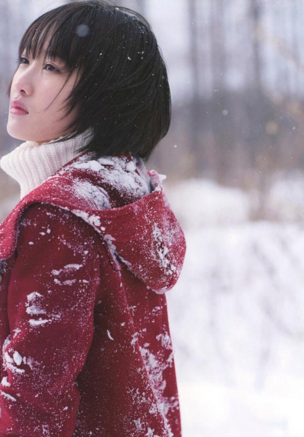 工藤遥   PB写真集_工藤遥《ハルカゼ》：海滩泳池比基尼与冰雪冬日私房照 [101P]第84张图片