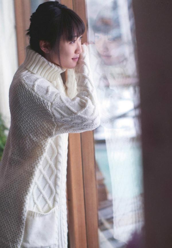 工藤遥   PB写真集_工藤遥《ハルカゼ》：海滩泳池比基尼与冰雪冬日私房照 [101P]第93张图片