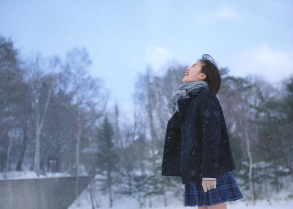 工藤遥   PB写真集_工藤遥《ハルカゼ》：海滩泳池比基尼与冰雪冬日私房照 [101P]第100张图片