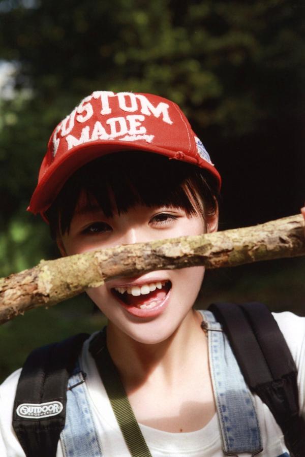 工藤遥   PB写真集_工藤遥《Tenki ni Naare!》日系清新写真，清纯少女居家与街拍风格，展现邻家女孩灵动之美 [83P]第53张图片
