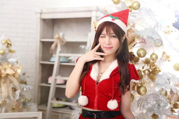 แอน ทองประสม 安妮·彤帕拉松  台湾正妹Ann圣诞女郎写真集，清纯节日套装与性感浴室私房，演绎甜美诱惑[22P]第9张图片