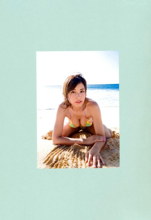 久松郁実 久松郁实  久松郁实《LAIKU》高清写真集，唯美沙滩比基尼湿身诱惑，展示健康小麦色肌肤的清新活力第23张图片