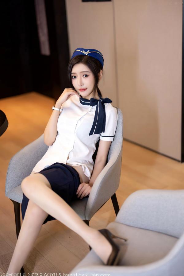 王馨瑶   XiaoYu语画界1012期：王馨瑶Yanni空姐制服与丝袜私房照，优雅与性感并存的绝美诱惑，2023.04.21无圣光大尺度收藏级佳作第23张图片