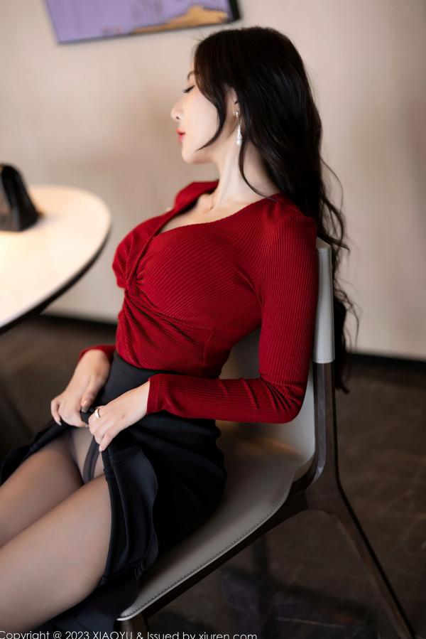 王馨瑶   XiaoYu语画界-987-王馨瑶：职场红衣黑包臀裙，优雅气质与极致私房诱惑 - 2023.03.16第29张图片