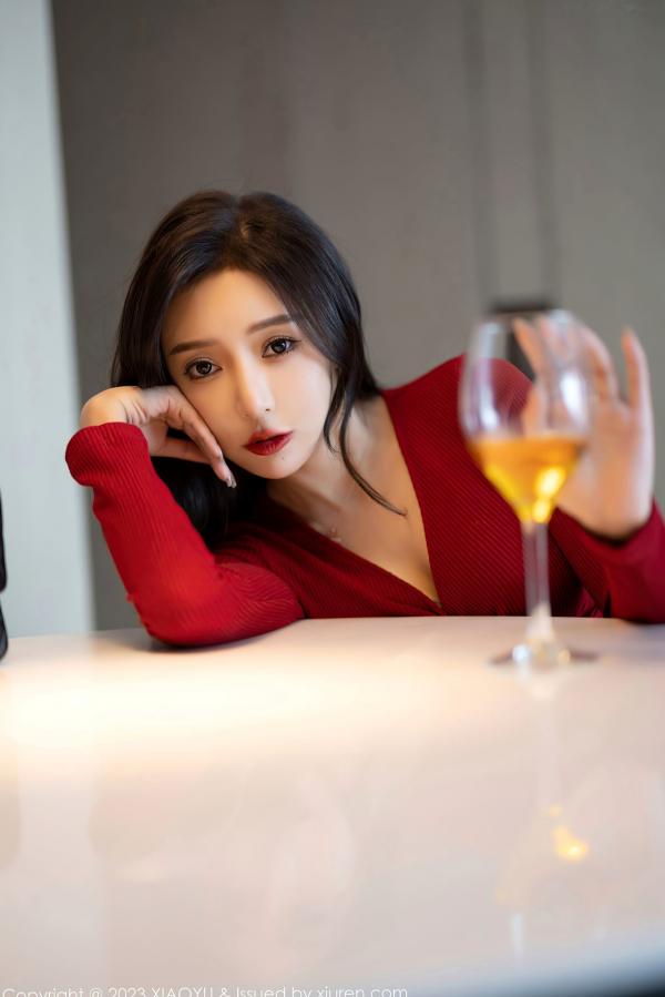 王馨瑶   XiaoYu语画界-987-王馨瑶：职场红衣黑包臀裙，优雅气质与极致私房诱惑 - 2023.03.16第32张图片