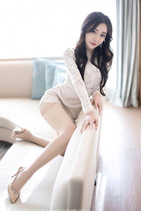 王馨瑶   XiaoYu语画界-936-王馨瑶-都市丽人装扮紫色内衣肉丝-优雅白裙街拍-御姐私房写真-2022.12.29 - 无圣光大尺度第16张图片