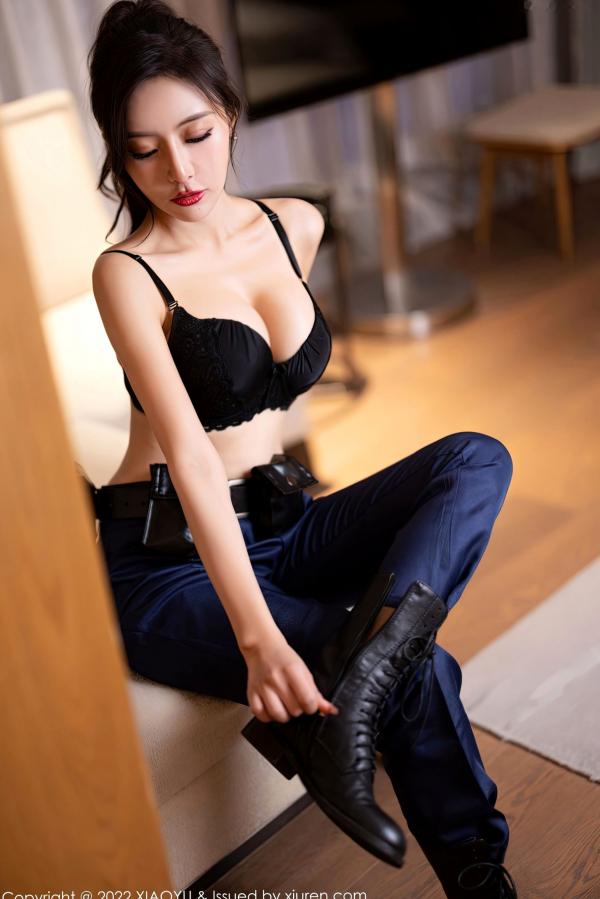 王馨瑶   XiaoYu语画界-929-王馨瑶Yanni-绝美女警角色扮演制服诱惑-飒爽警花黑色战术内衣私房照-无圣光大尺度第39张图片