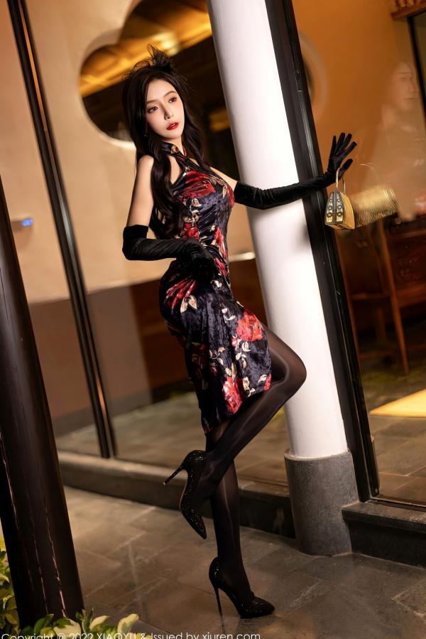 王馨瑶   XiaoYu语画界-909-王馨瑶Yanni-复古旗袍名伶私房写真-极致黑丝诱惑-大尺度视觉盛宴第3张图片