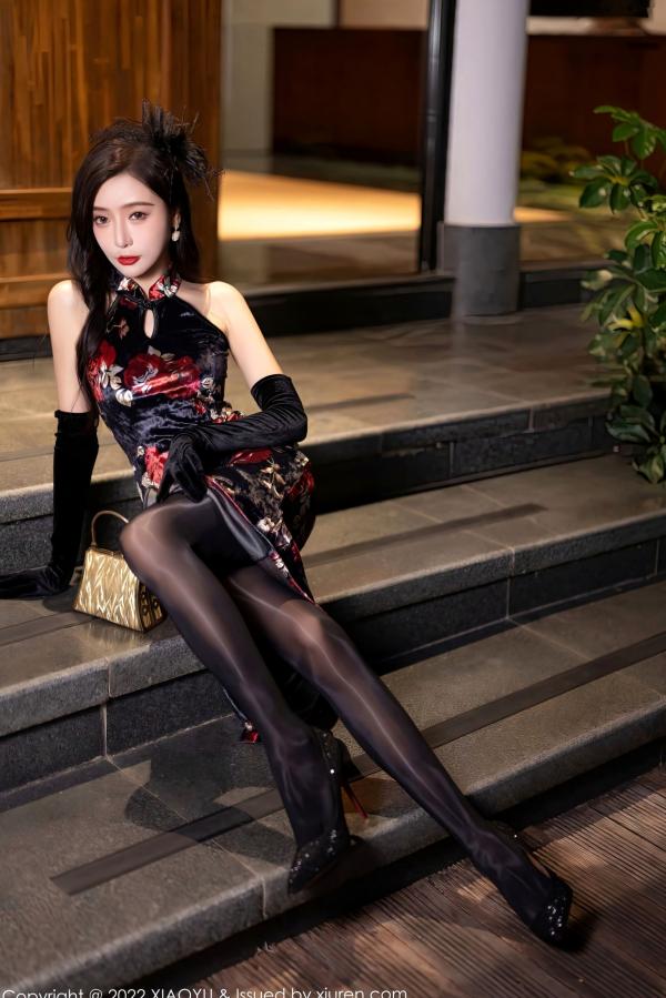 王馨瑶   XiaoYu语画界-909-王馨瑶Yanni-复古旗袍名伶私房写真-极致黑丝诱惑-大尺度视觉盛宴第10张图片