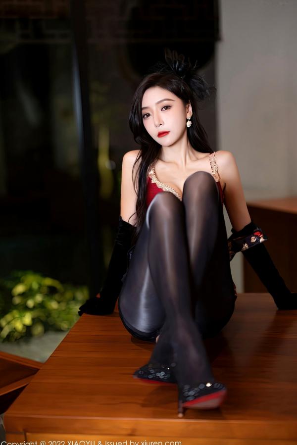 王馨瑶   XiaoYu语画界-909-王馨瑶Yanni-复古旗袍名伶私房写真-极致黑丝诱惑-大尺度视觉盛宴第69张图片