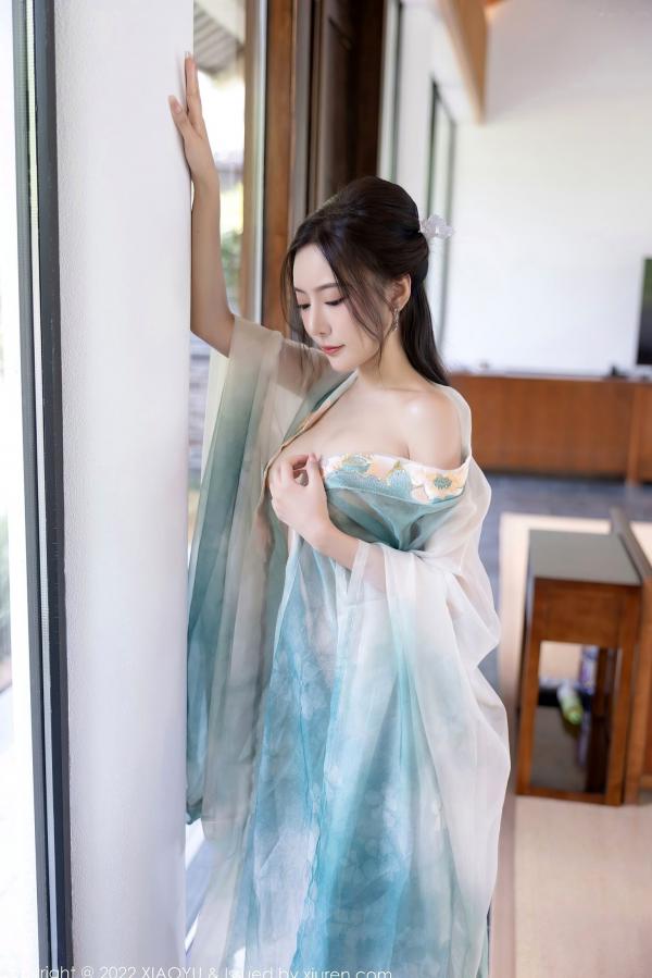 王馨瑶   XiaoYu语画界：王馨瑶Yanni杭州户外旅拍，素雅汉服国风写真，清纯仙气与丝袜诱惑尽显东方风韵第90张图片