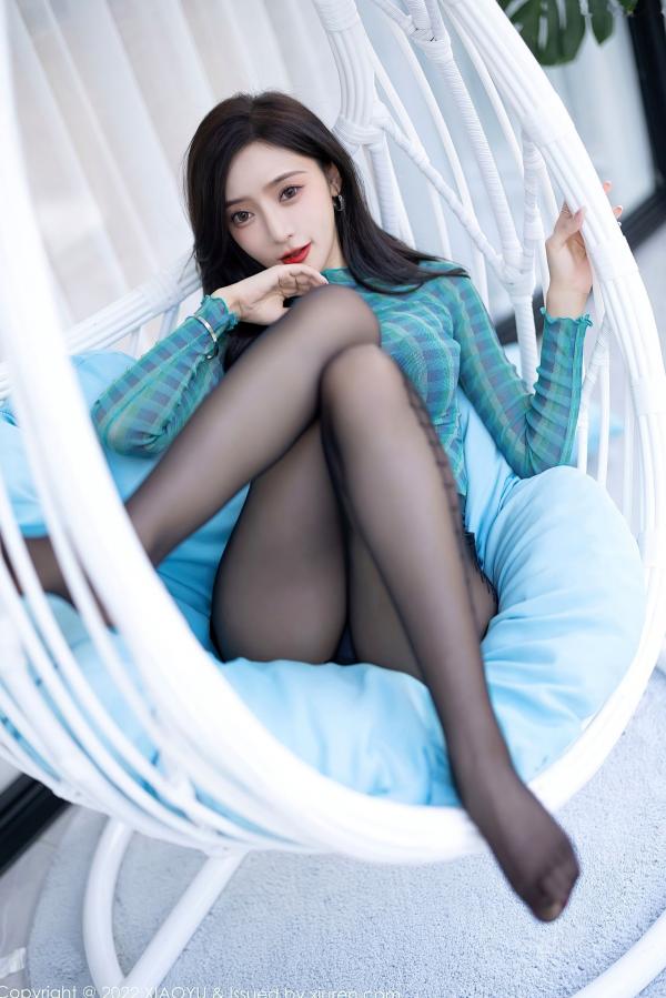 王馨瑶   语画界-王馨瑶Yanni-杭州高端旅拍写真：极致黑色内衣搭配个性刻度黑丝，展现撩人曲线，冷艳御姐风范，带给你大尺度视觉享受第33张图片