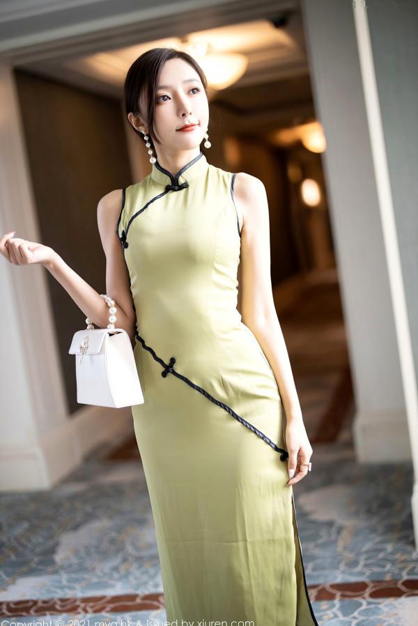 王馨瑶   MyGirl美媛馆王馨瑶Yanni江浙沪旅拍，淡绿旗袍典雅端庄，浅灰内衣私房照秀曼妙曲线，修长美腿极致诱惑，尽显性感尤物气质，无圣光大尺度写真第5张图片