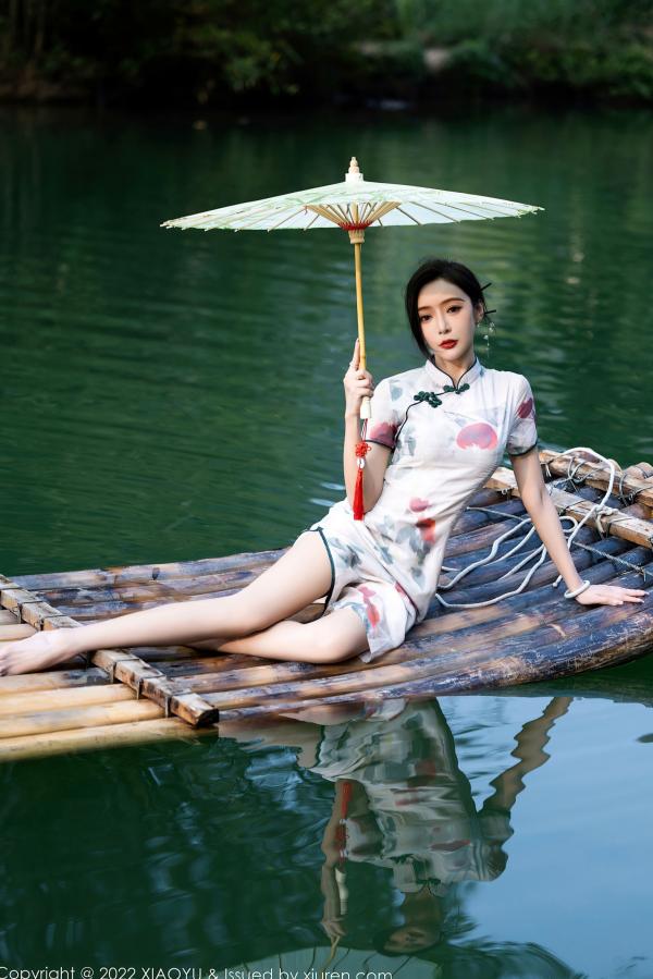 王馨瑶   XiaoYu语画界-872-王馨瑶-杭州旅拍：古典旗袍与性感蕾丝私房照，曼妙身姿尽显诱惑美腿，高颜值气质女神佳作第6张图片
