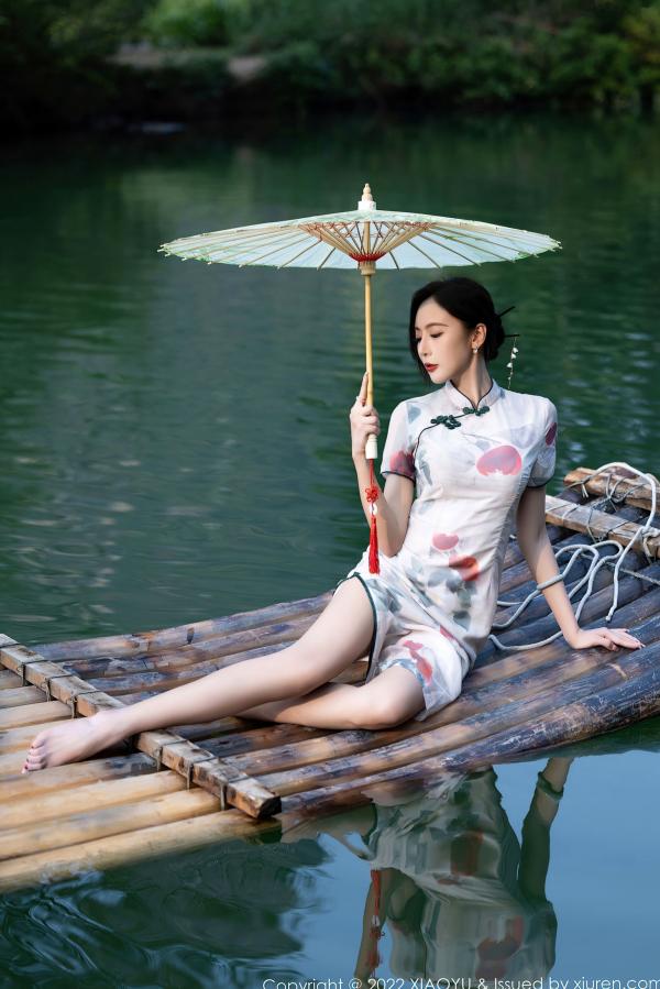 王馨瑶   XiaoYu语画界-872-王馨瑶-杭州旅拍：古典旗袍与性感蕾丝私房照，曼妙身姿尽显诱惑美腿，高颜值气质女神佳作第8张图片