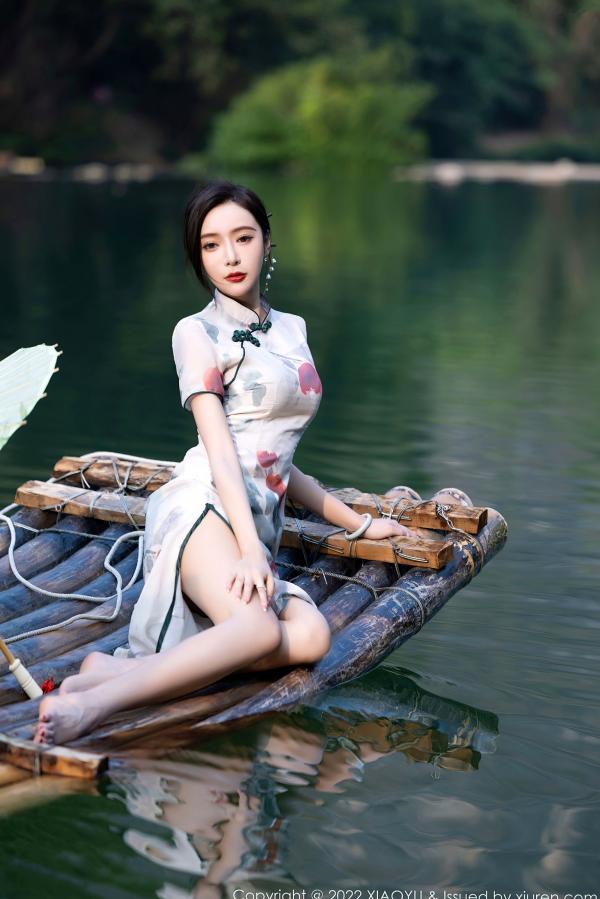 王馨瑶   XiaoYu语画界-872-王馨瑶-杭州旅拍：古典旗袍与性感蕾丝私房照，曼妙身姿尽显诱惑美腿，高颜值气质女神佳作第9张图片