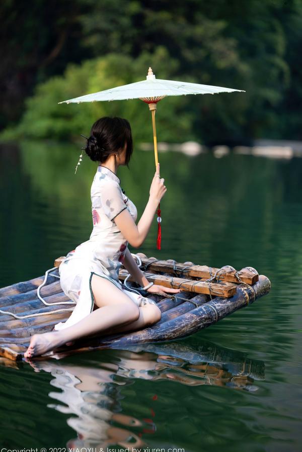 王馨瑶   XiaoYu语画界-872-王馨瑶-杭州旅拍：古典旗袍与性感蕾丝私房照，曼妙身姿尽显诱惑美腿，高颜值气质女神佳作第10张图片
