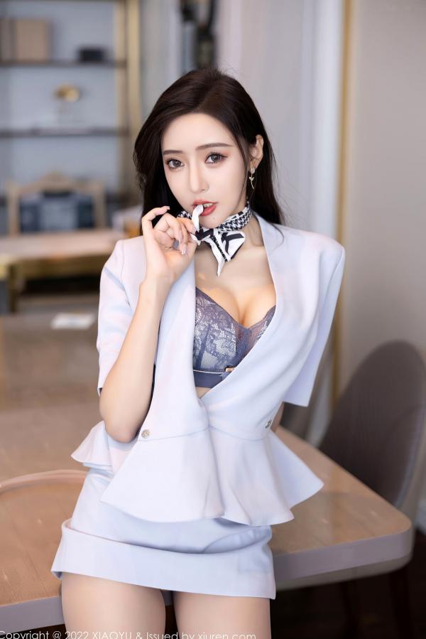 王馨瑶   XiaoYu语画界-830-王馨瑶Yanni职场丽人系列：西装内衣搭配肉丝，上演极致诱惑职场风，高清大尺度无圣光美图第23张图片