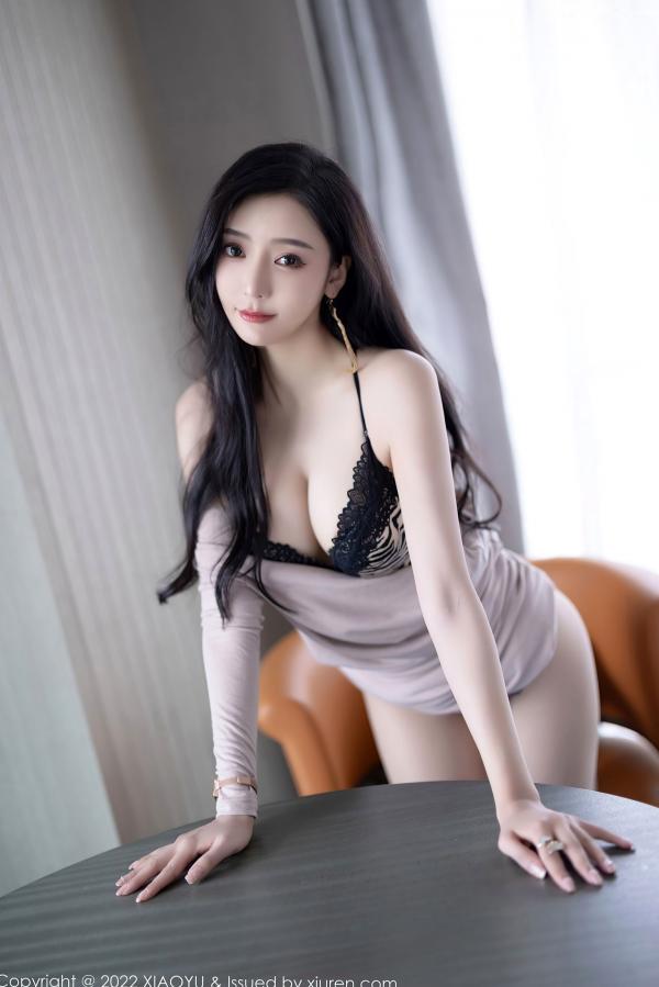 王馨瑶   XiaoYu语画界764：王馨瑶都市丽人内衣视觉盛宴，野性豹纹与极致透肉丝袜，成熟韵味私房写真第65张图片