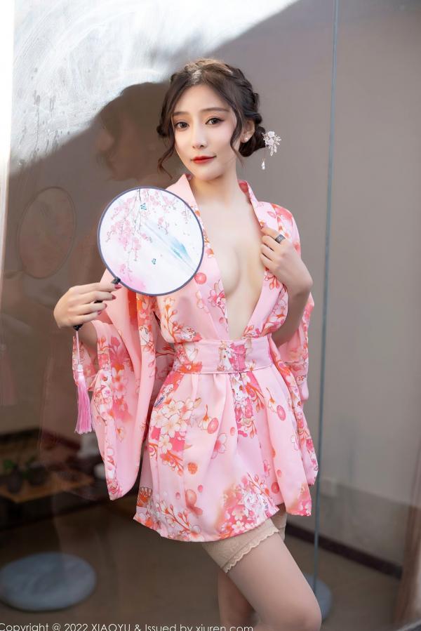 王馨瑶   XiaoYu语画界-754-王馨瑶-云南心愿旅拍粉色华衣裹身，户外白色蕾丝长裙野性写真，绝美气质大尺度私房照 - 无圣光第28张图片