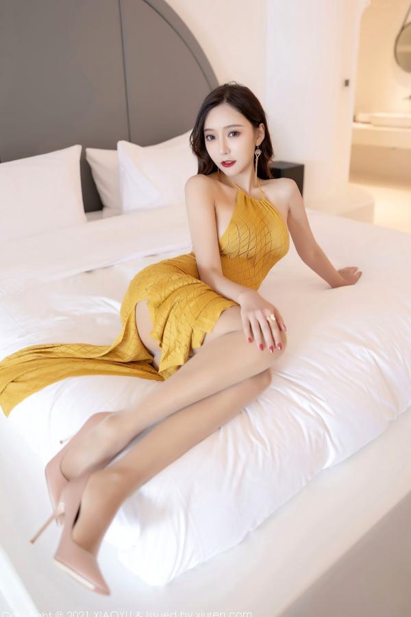 王馨瑶   XiaoYu语画界-675-王馨瑶Yanni-云南心愿旅拍黄色露背长裙极品私房气质女神大尺度写真第47张图片