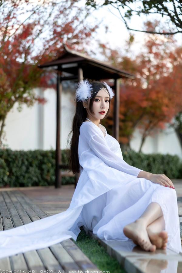 王馨瑶   XiaoYu语画界-672-王馨瑶Yanni-云南泳池旅拍白纱古装写真-唯美户外私房大尺度合集第7张图片