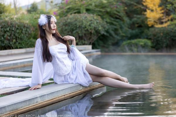 王馨瑶   XiaoYu语画界-672-王馨瑶Yanni-云南泳池旅拍白纱古装写真-唯美户外私房大尺度合集第10张图片