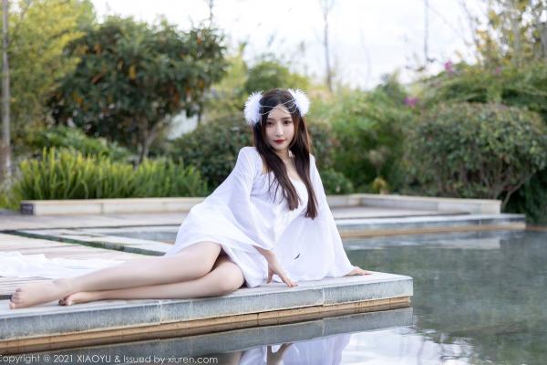王馨瑶   XiaoYu语画界-672-王馨瑶Yanni-云南泳池旅拍白纱古装写真-唯美户外私房大尺度合集第13张图片