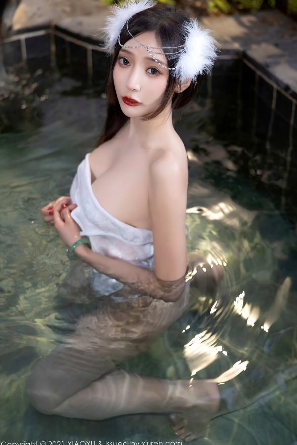 王馨瑶   XiaoYu语画界-672-王馨瑶Yanni-云南泳池旅拍白纱古装写真-唯美户外私房大尺度合集第37张图片