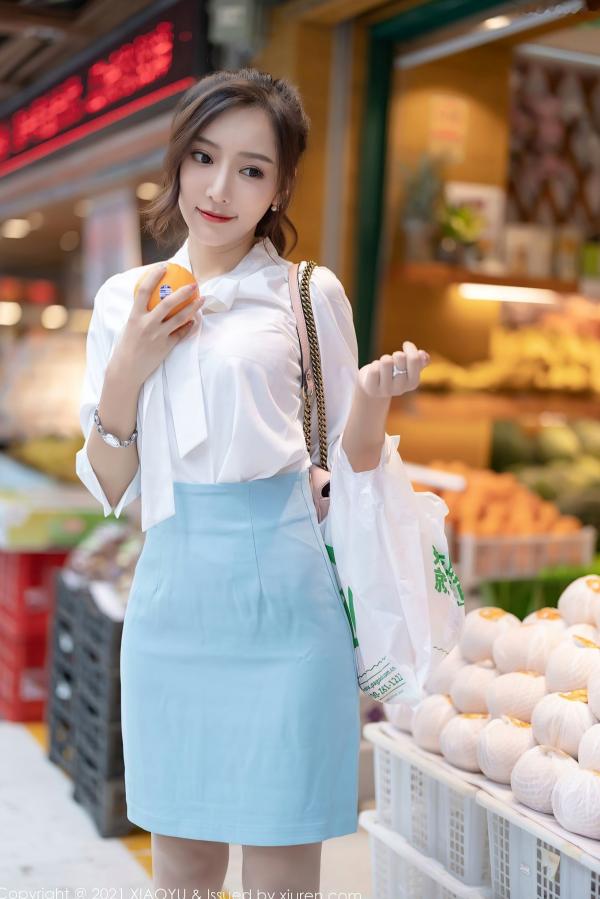 王馨瑶   XiaoYu语画界635期：王馨瑶Yanni职场OL白领制服写真，淡雅衬衫搭配超薄肉丝，尽显迷人美腿曲线，极致诱惑私房视觉盛宴第1张图片