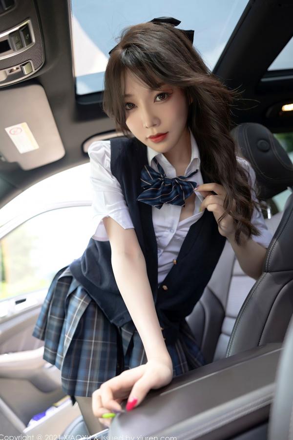 冯雨芝 芝芝  XiaoYu语画界-553-芝芝：JK校服诱惑与极品黑丝车拍，极致性感私房大尺度写真第22张图片