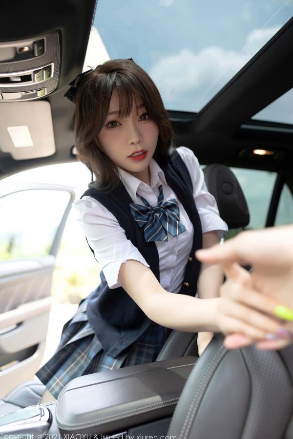 冯雨芝 芝芝  XiaoYu语画界-553-芝芝：JK校服诱惑与极品黑丝车拍，极致性感私房大尺度写真第24张图片