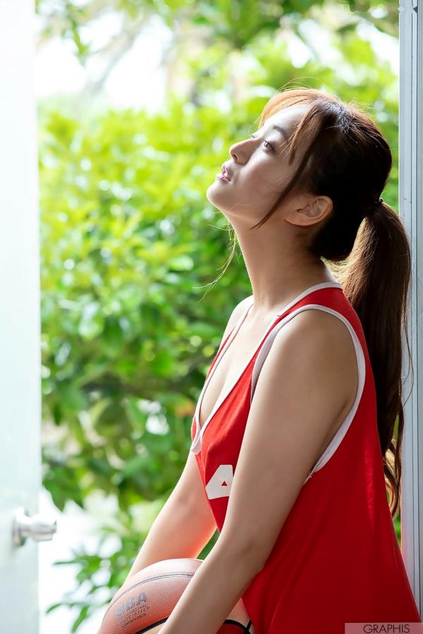山中真由美   Graphis山中真由美《Joy of love》精美写真：泳池私房诱惑，展现绰约身姿与极致性感第10张图片