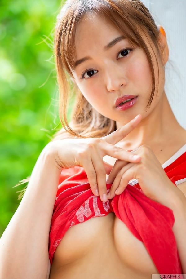 山中真由美   Graphis山中真由美《Joy of love》精美写真：泳池私房诱惑，展现绰约身姿与极致性感第24张图片