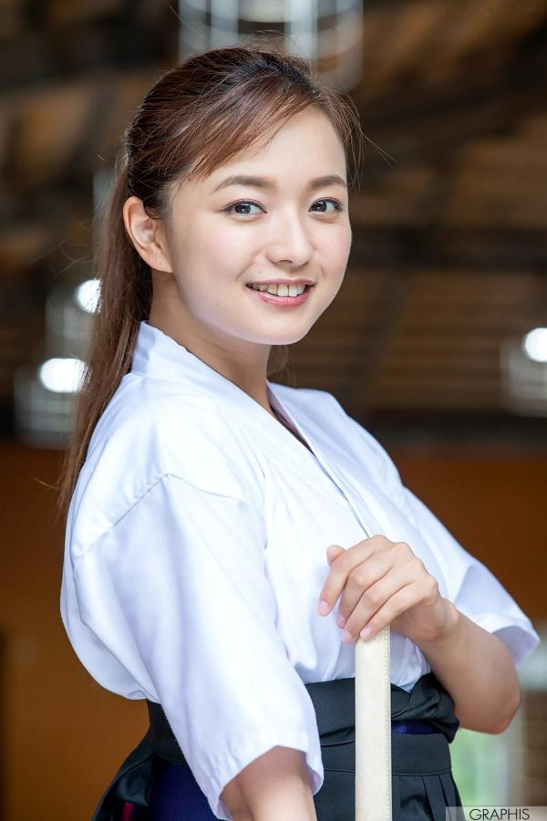 山中真由美   Graphis山中真由美《Joy of love》精美写真：泳池私房诱惑，展现绰约身姿与极致性感第139张图片