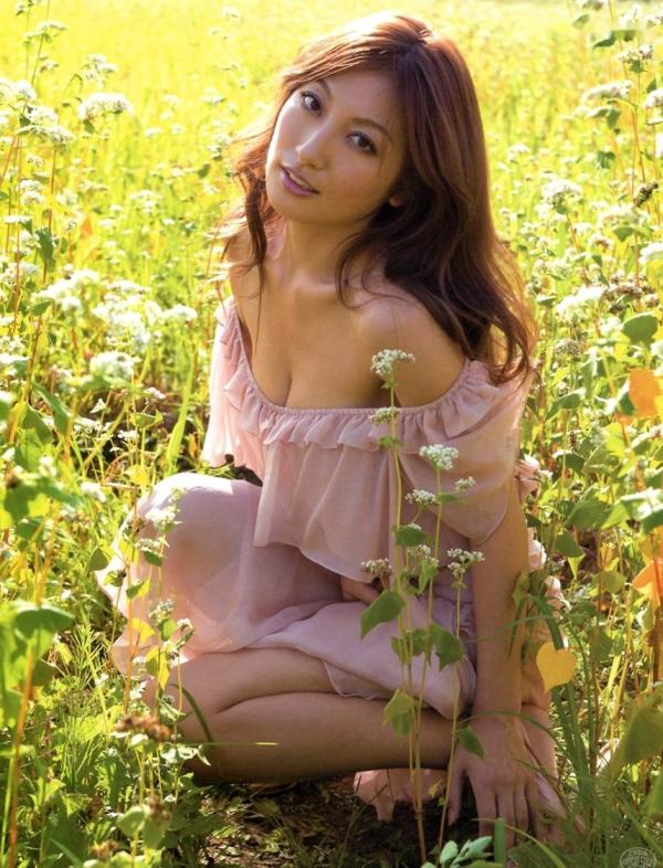 熊田曜子   PB写真集_熊田曜子《Naked Love》私房比基尼户外诱惑套图77P第70张图片