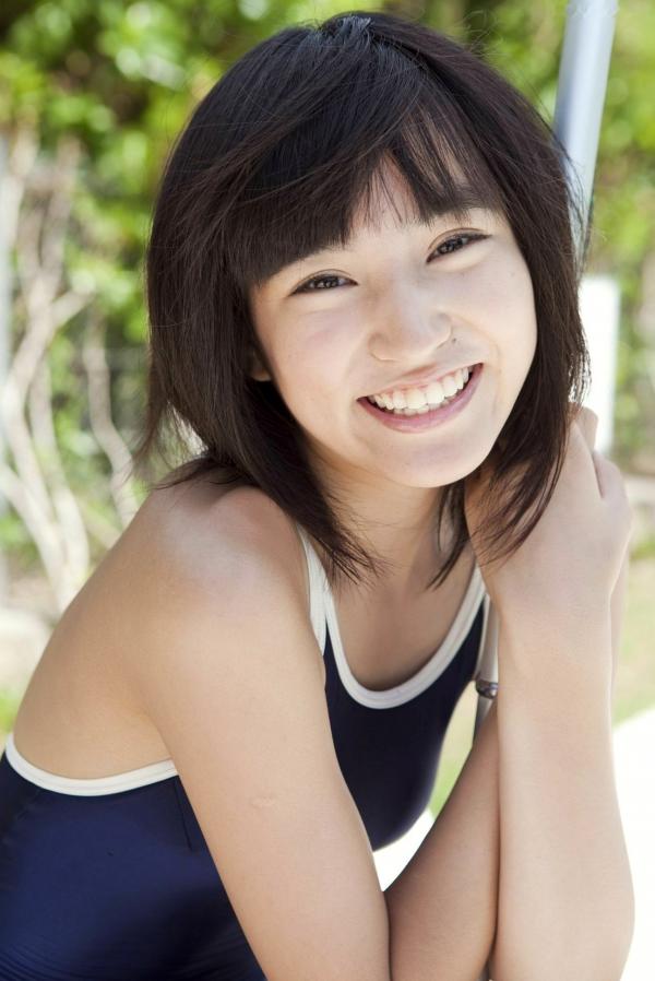 保田真愛 保田真爱  保田真爱清纯比基尼海边写真实拍，短发少女的清新夏季诱惑第59张图片