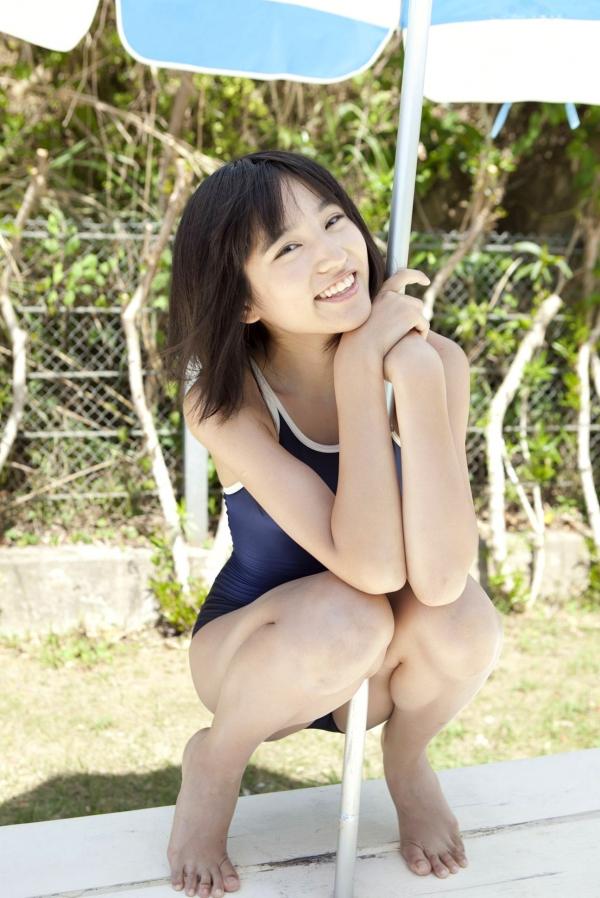 保田真愛 保田真爱  保田真爱清纯比基尼海边写真实拍，短发少女的清新夏季诱惑第63张图片