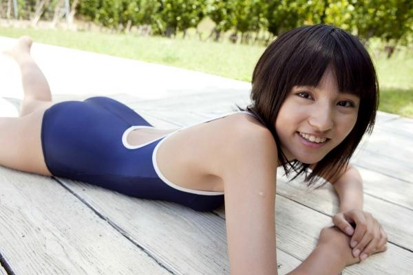 保田真愛 保田真爱  保田真爱清纯比基尼海边写真实拍，短发少女的清新夏季诱惑第69张图片